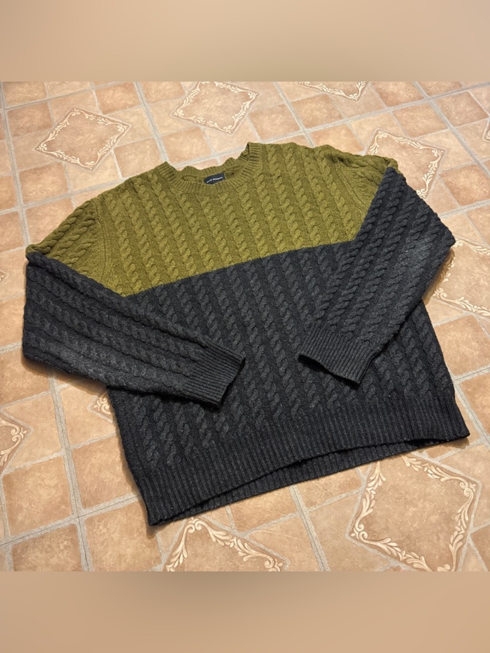 Club Monaco Men's Two-Tone Cable Knit Sweater - Olive & Charcoal Grey - Size L